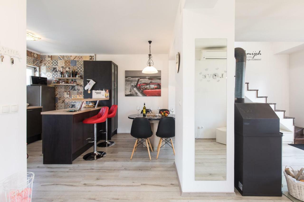Chic Loft Appartment Đảo Krk Ngoại thất bức ảnh