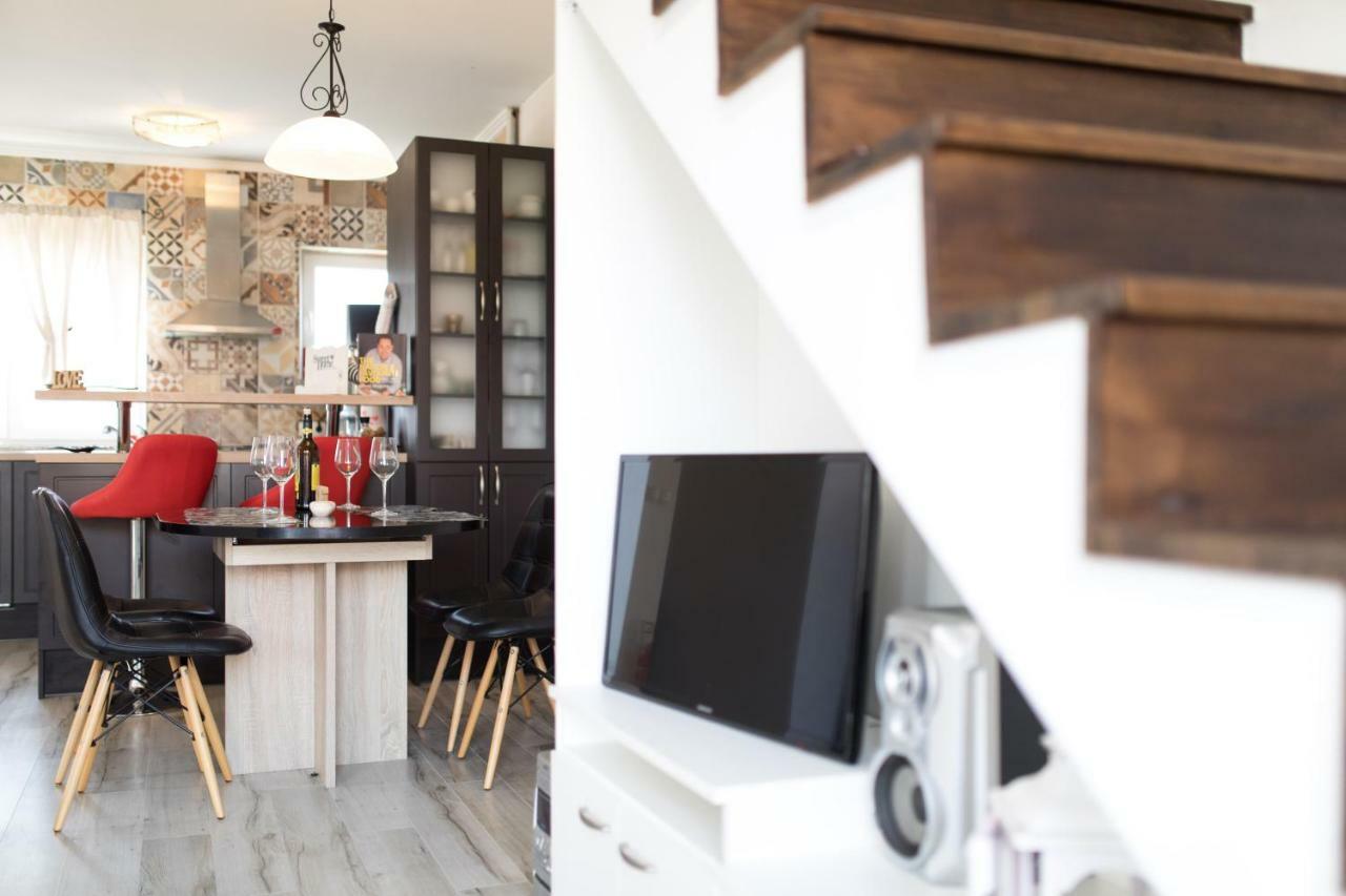 Chic Loft Appartment Đảo Krk Ngoại thất bức ảnh