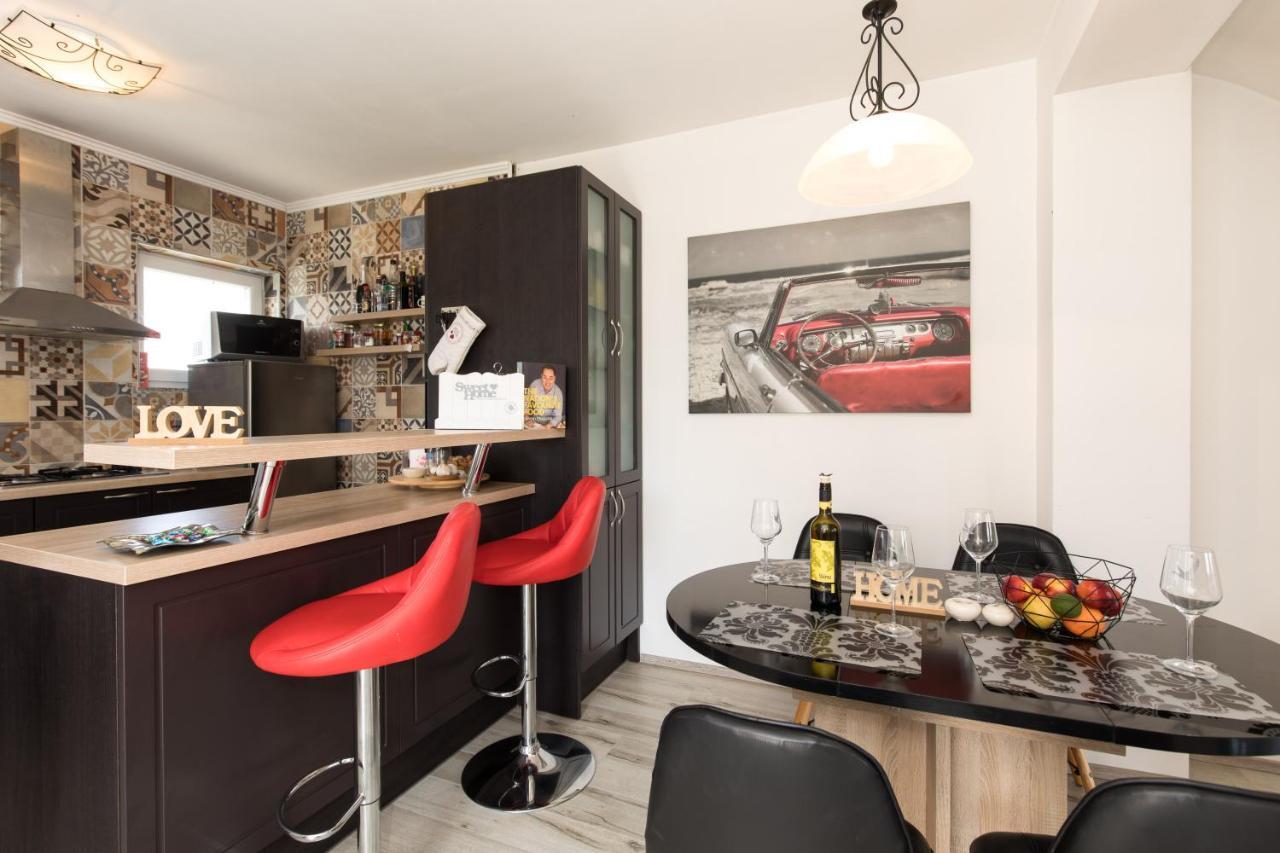 Chic Loft Appartment Đảo Krk Ngoại thất bức ảnh